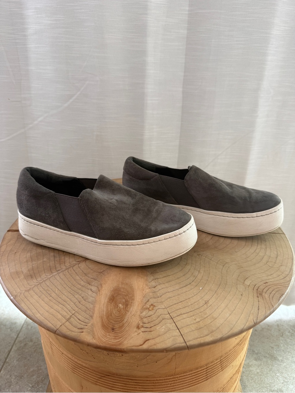 Vince Warren Suede Platform Skate Sneakers Taupe Gray Slip-On Shoes | Size 6.5 - Picture 5 of 10